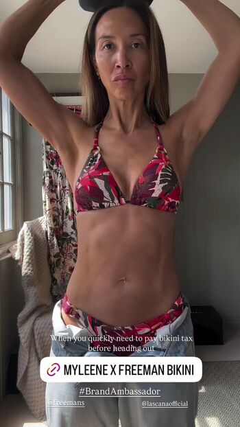 Full leaked Myleene klass private photo