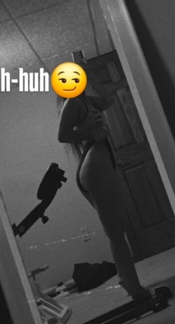 Full leaked Mylong vang private photo