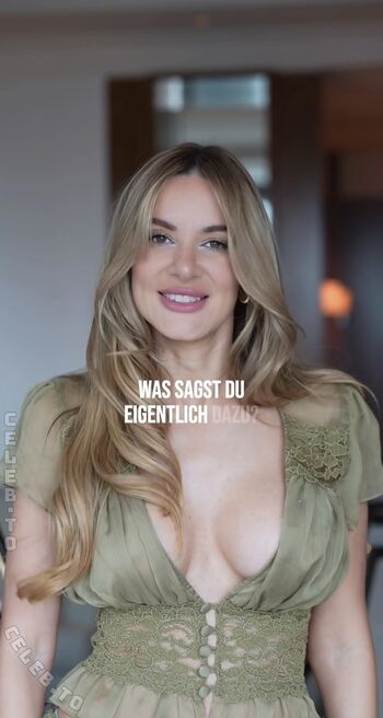 Full leaked Mymiapage private photo