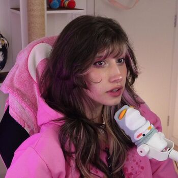 Full leaked Mynluvsx private photo