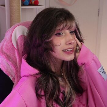 Full leaked Mynluvsx private photo
