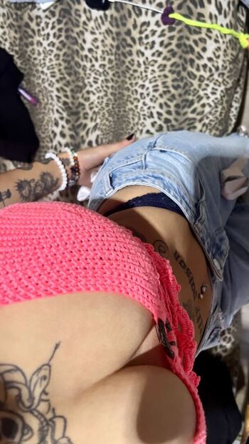 Full leaked Myorenzii private onlyfans photo
