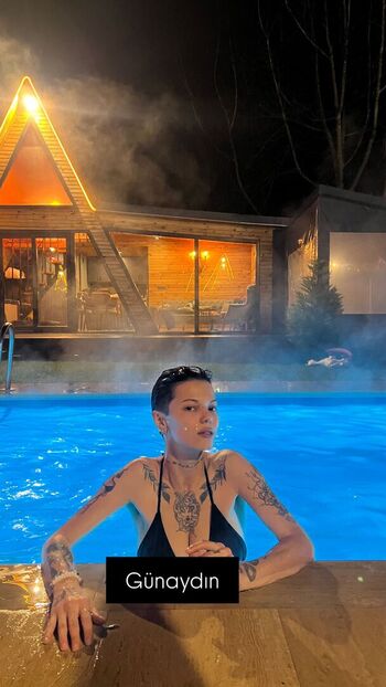 Full leaked Myorenzii private onlyfans photo