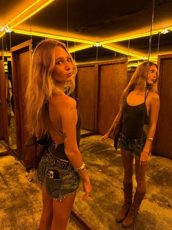 Full leaked Nadia turner private photo