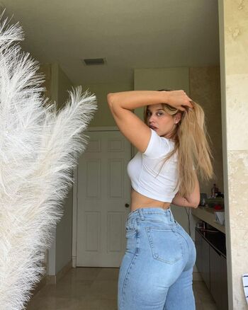 Full leaked Nadiag private photo