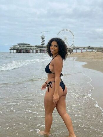 Full leaked Nadiasultanx page private photo