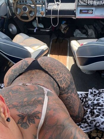 Full leaked Nadine inked private photo