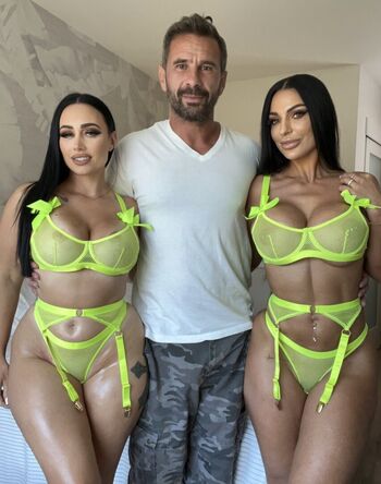 Full leaked Nadine kerastas private onlyfans photo