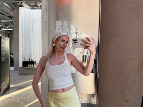 Full leaked Nadine kirsch private onlyfans photo