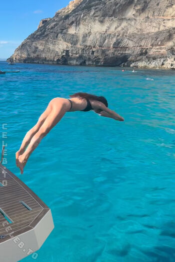 Full leaked Nadinebreaty private photo