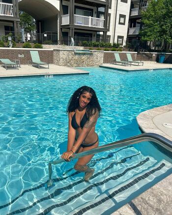 Full leaked Nae hoops private onlyfans photo