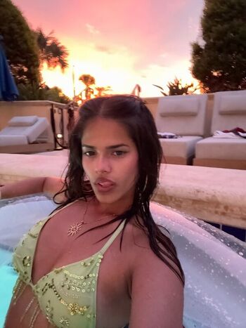 Full leaked Nahrin khan private photo
