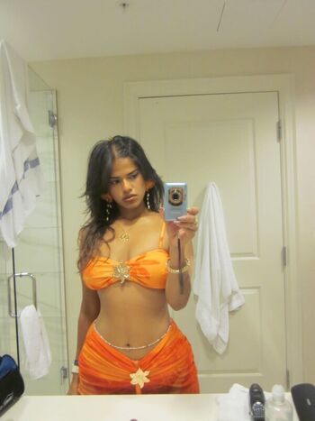 Full leaked Nahrin khan private photo