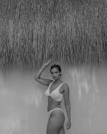 Full leaked Naila van kommer page private photo