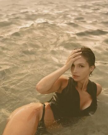Full leaked Naila van kommer page private photo