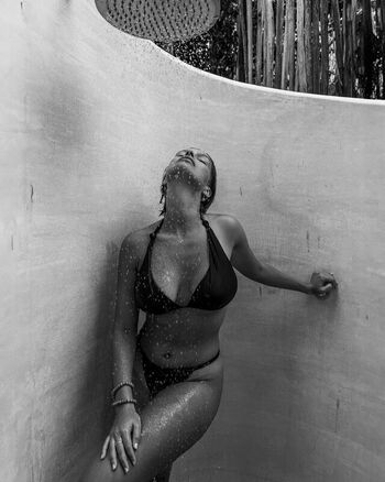Full leaked Naila van kommer private photo