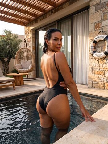 Full leaked Naimaladonnapuma private photo