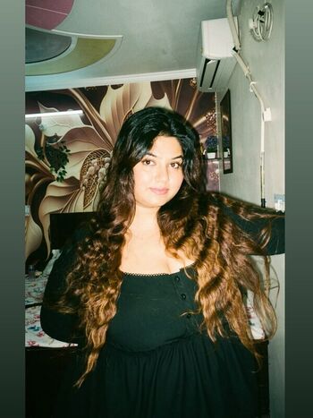 Full leaked Naina singh private photo