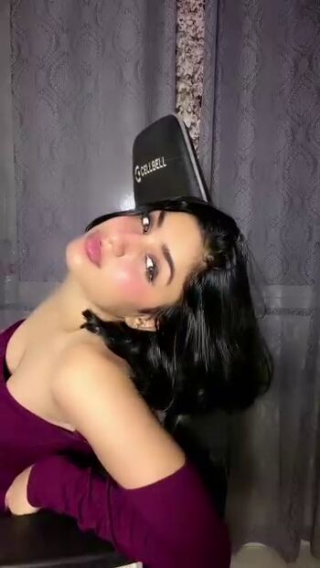 Full leaked Naina private photo