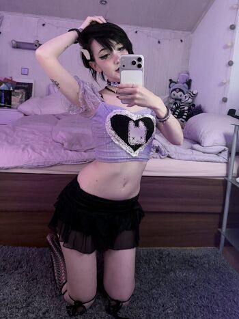 Full leaked Nana night ray private photo