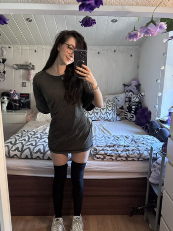 Full leaked Nananightray asmr private onlyfans photo