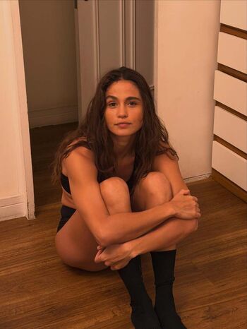 Full leaked Nanda costa private photo
