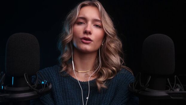 Full leaked Nanou philips page private photo
