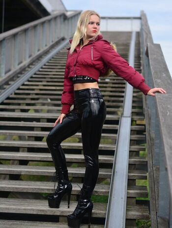 Full leaked Nanouschka page private onlyfans photo