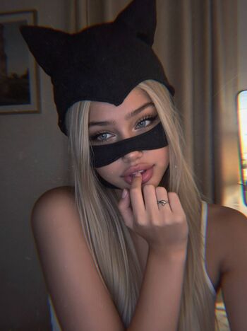Full leaked Naomi aiello page private photo