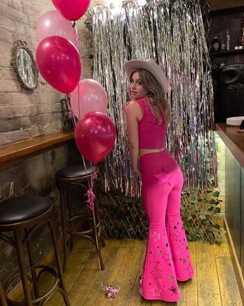 Full leaked Naomi higgins private onlyfans photo