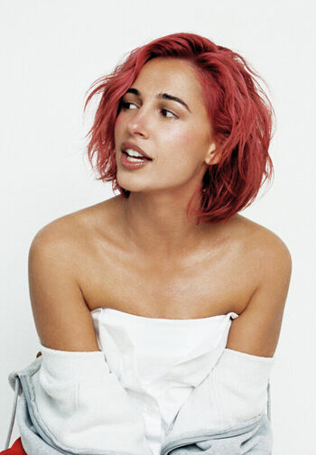 Full leaked Naomi scott private photo
