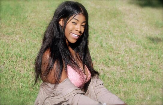 Full leaked Naomi simone page private onlyfans photo