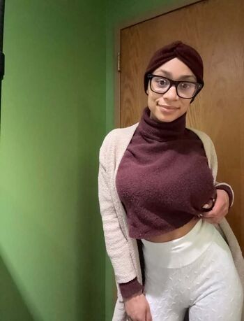 Naomi_