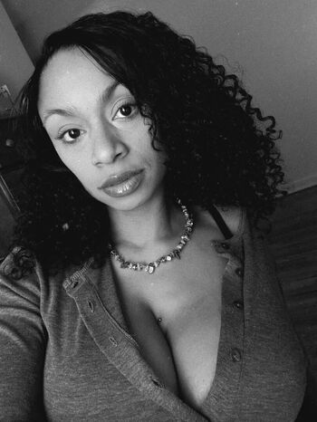 Full leaked Naomi private photo