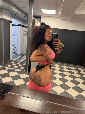 Full leaked Naomie vice private photo