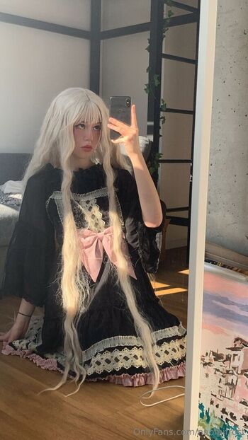 Full leaked Naomifrosti  page private onlyfans photo