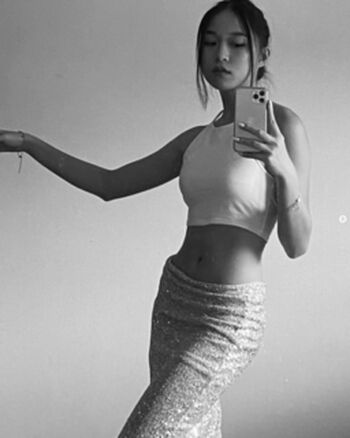 Full leaked Naomilau private photo