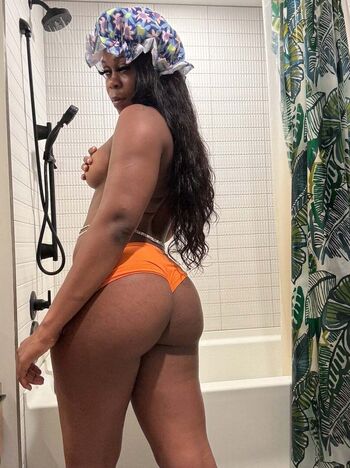Full leaked Naomiruty private photo