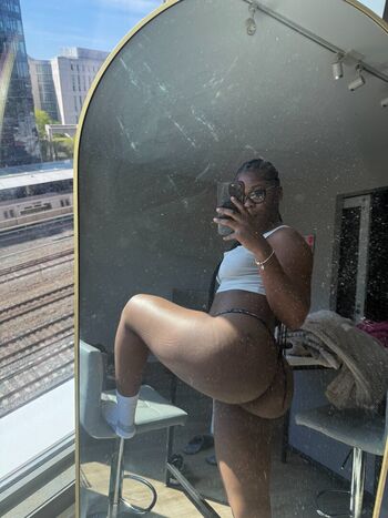 Full leaked Naomiruty private photo