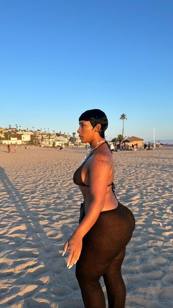 Full leaked Naomisharon page private photo