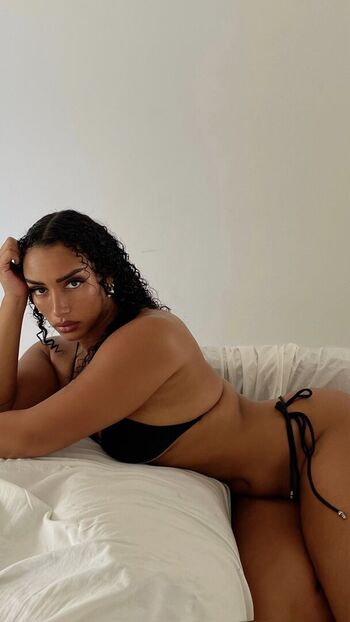 Full leaked Naomisharon private photo
