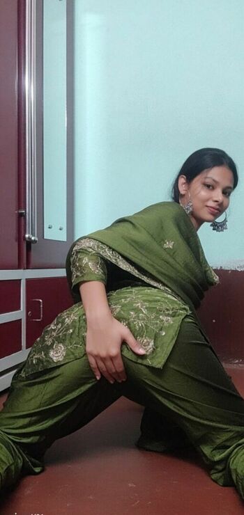 Full leaked Nargis khatun page private photo
