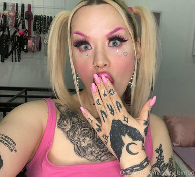 Full leaked Nasty bimbo private photo