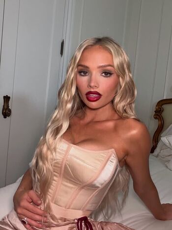 Natalie Alyn Lind