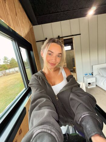 Full leaked Natalie decker page private onlyfans photo