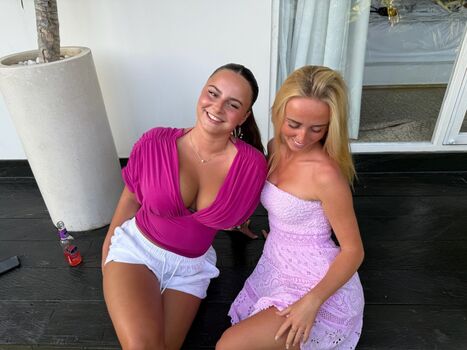 Full leaked Natalie freney private photo