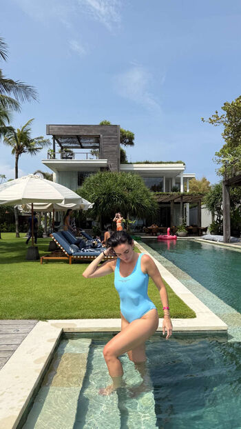 Full leaked Natalie mariduena page private onlyfans photo