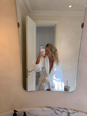 Full leaked Natasha oakley private onlyfans photo