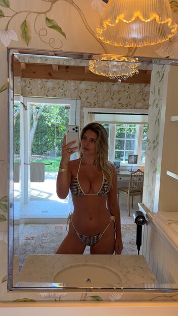 Full leaked Natasha oakley private onlyfans photo