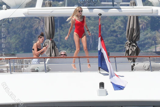 Full leaked Natasha poly page private onlyfans photo